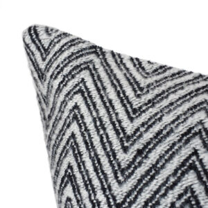 Cushion model: Peakwool-03
