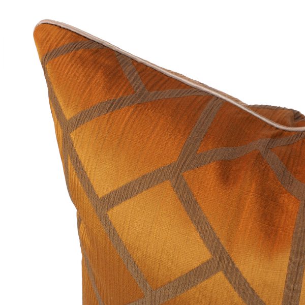 Cushion model: Brunt-Orange-01