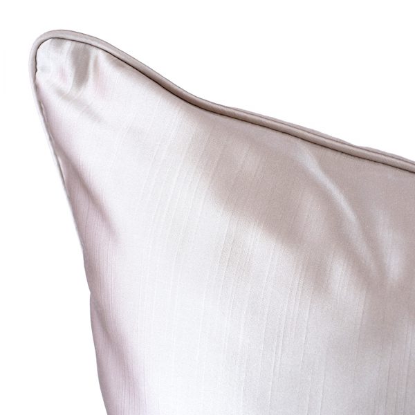 Cushion model: Champagne-01