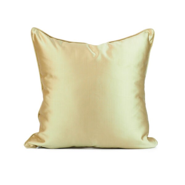 Cushion model: LuxuryGold-01