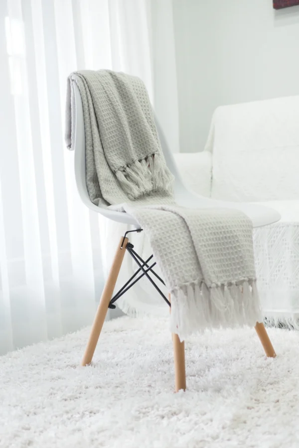 ผ้าพาดโซฟา รุ่น Furrow Light Grey