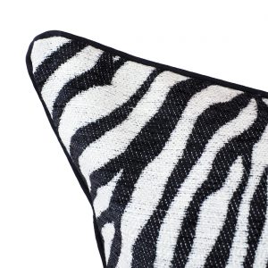 Cushion model: ZEBBRA-01