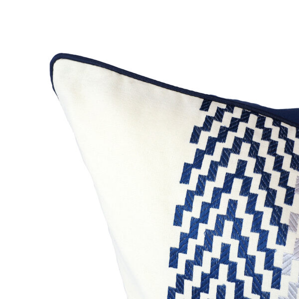 Cushion model: Blue-Harmonie-Line-03