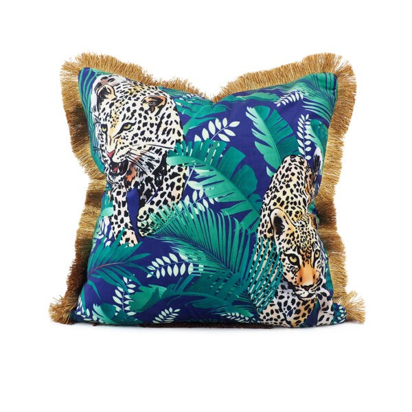 Cushion model: PREMIUM-LEOPARD-FORWARD-GOLD-02