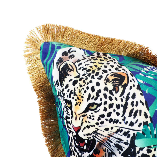 Cushion model: PREMIUM-LEOPARD-FORWARD-GOLD-03