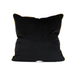 Cushion model: Luxury-Black-Golden-Tails-02