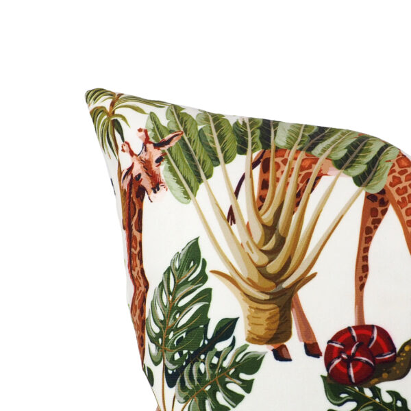 Cushion model: Giraffee-03